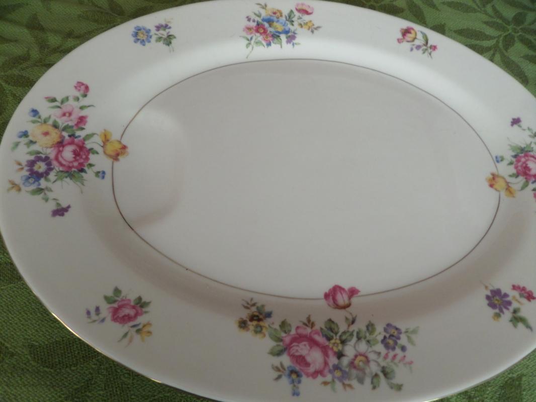 Theodore Haviland New York-Pasadena platter