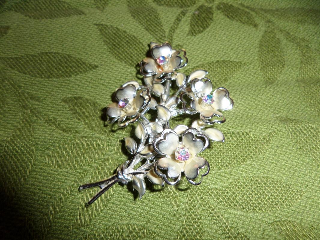 Silver tone brooch