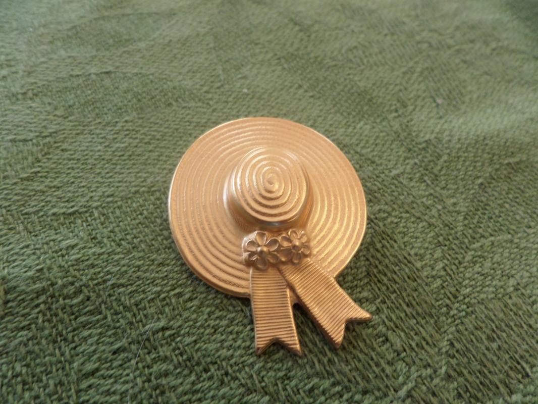 Beautiful Ladies Hat Brooches