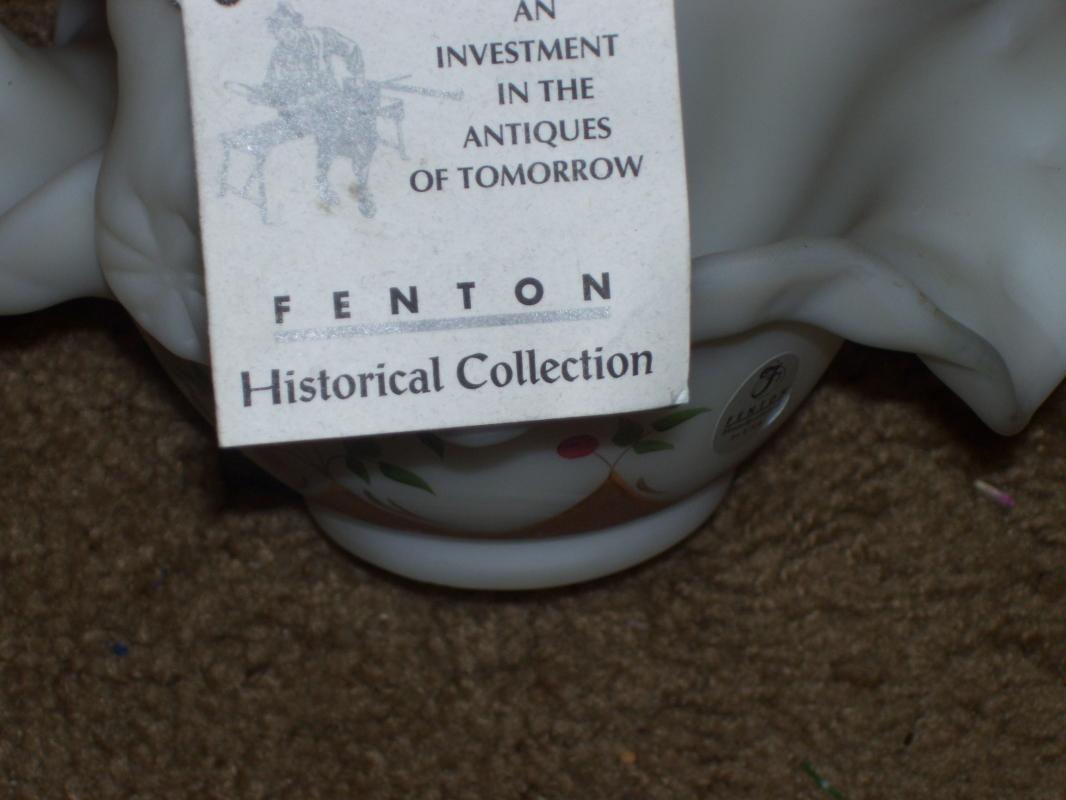 Fenton basket w/ handle , signed