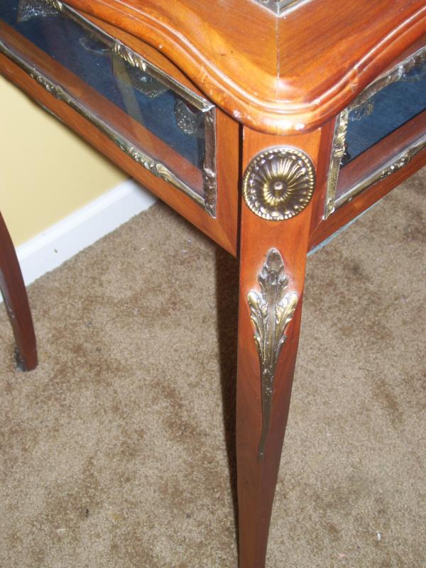 open Salts lrg lot 50 w/ display table