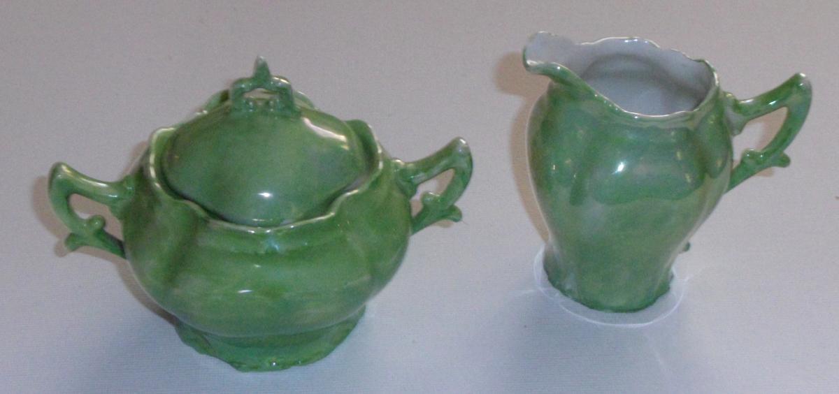 Kruger (Krûger) Bone China Creamer & Sugar Bowl With Lid