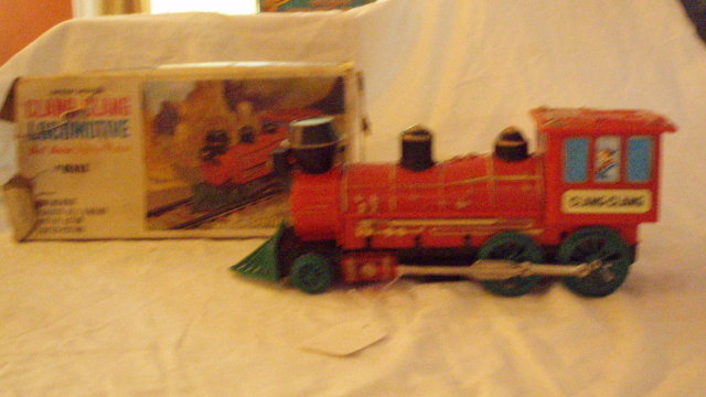 battery powered clang clang locomotive