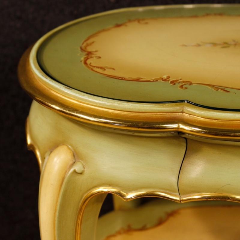 20th Century Pair Of Italian Lacquered And Painted Bedside Tables