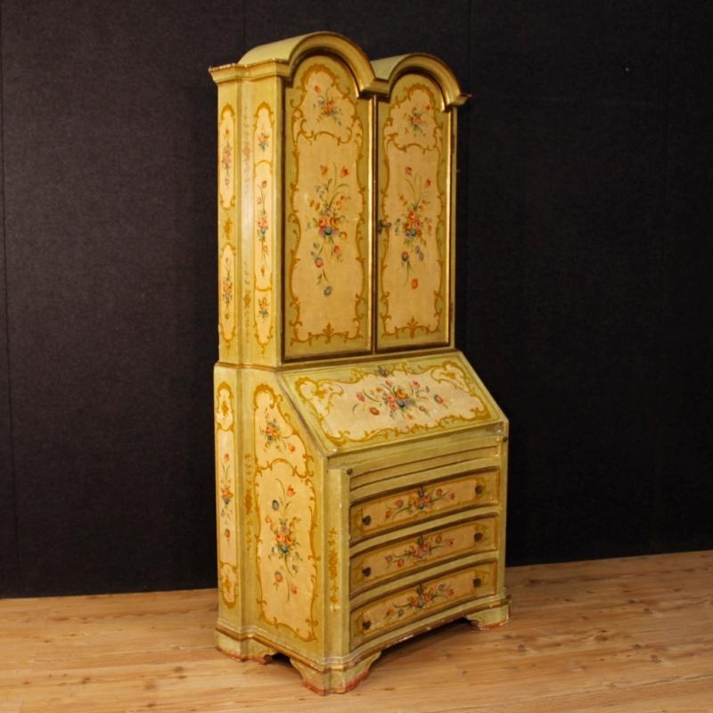 20th Century Venetian Lacquered, Gilt And Painted Trumeau