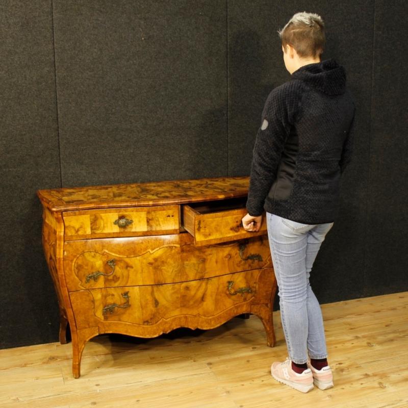 Italian Dresser In Walnut And Burl Wood, 20th Century