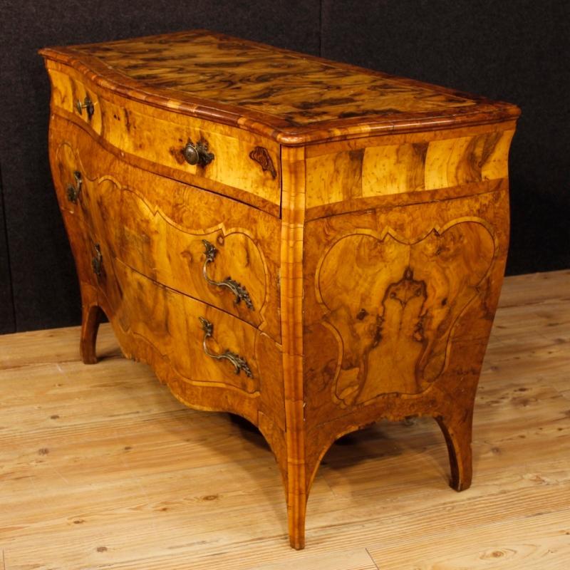 Italian Dresser In Walnut And Burl Wood, 20th Century