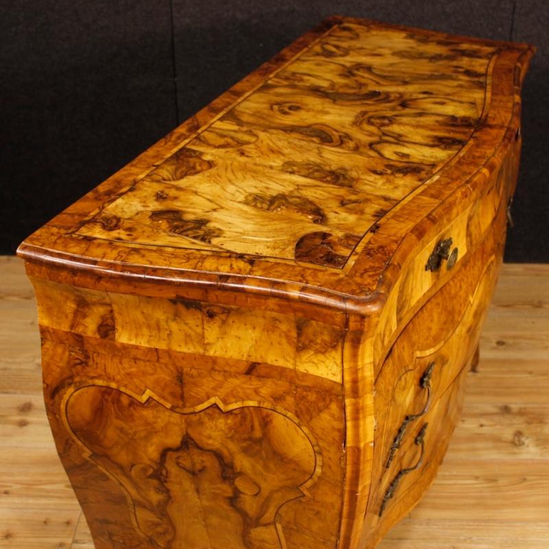 Italian Dresser In Walnut And Burl Wood, 20th Century