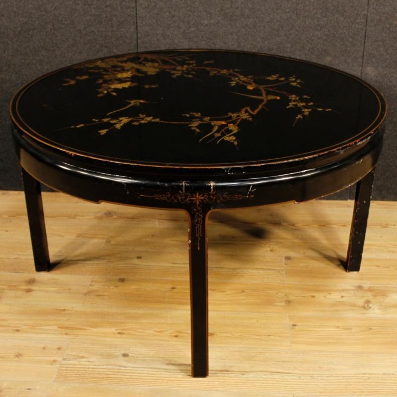 French Center Table In Lacquered and Painted Chinoiserie Wood 20th Century