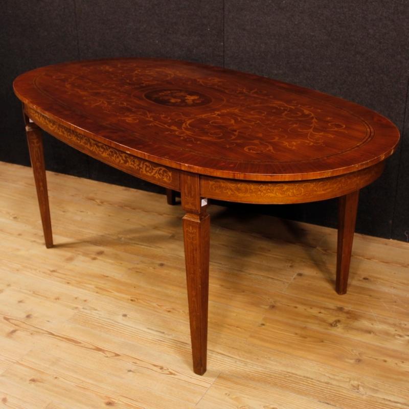 Italian Inlaid Dining Table In Rosewood, Walnut, Maple, Mahogany, Fruitwood in Louis XVI Style 20th Century
