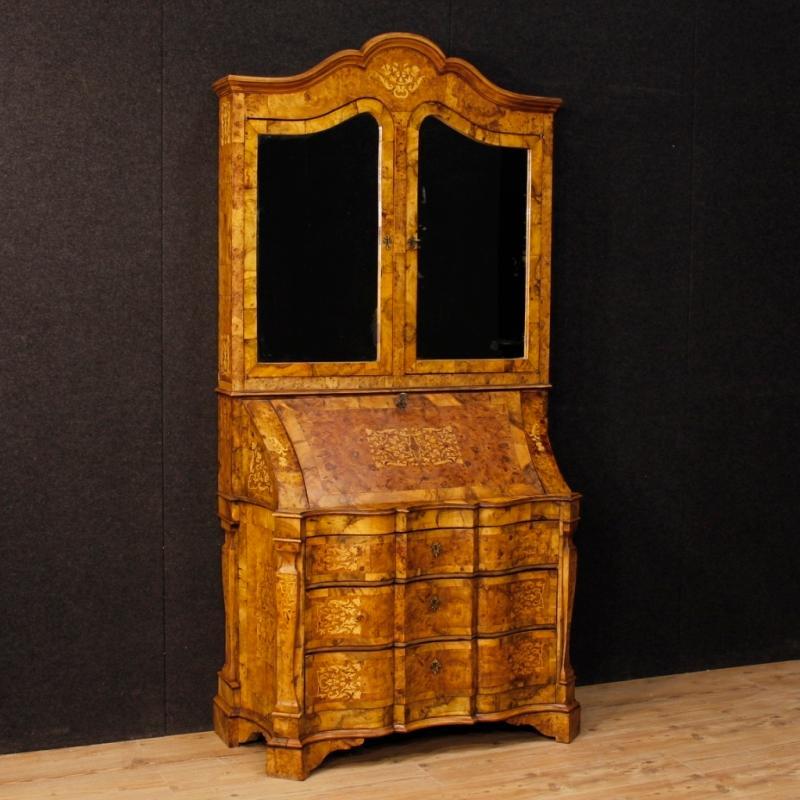 Italian Inlaid Trumeau In Walnut, Burl, Maple Wood From 20th Century