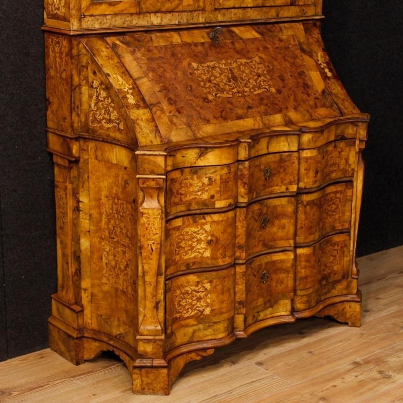 Italian Inlaid Trumeau In Walnut, Burl, Maple Wood From 20th Century