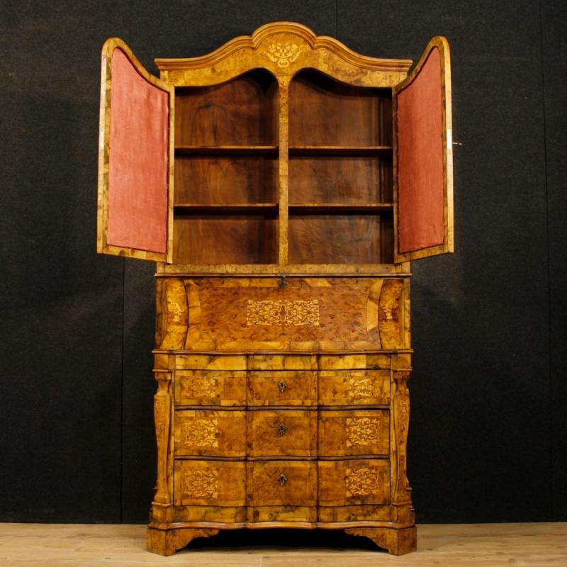 Italian Inlaid Trumeau In Walnut, Burl, Maple Wood From 20th Century