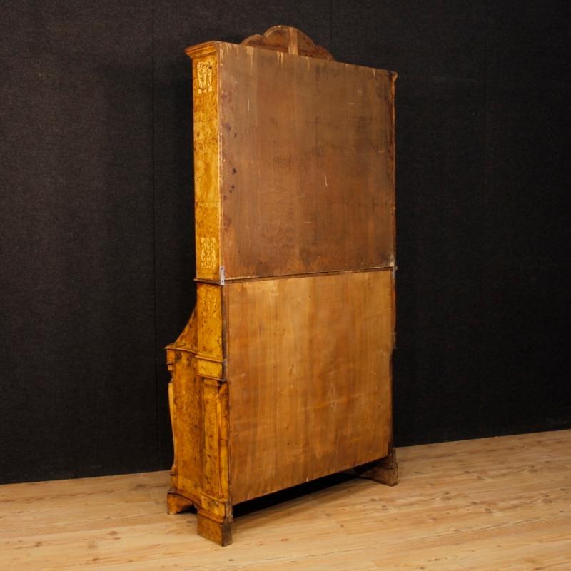 Italian Inlaid Trumeau In Walnut, Burl, Maple Wood From 20th Century