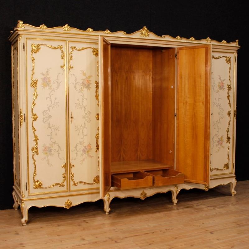 Italian Wardrobe In Lacquered, Gilt And Painted Wood With 6 Doors From 20th Century