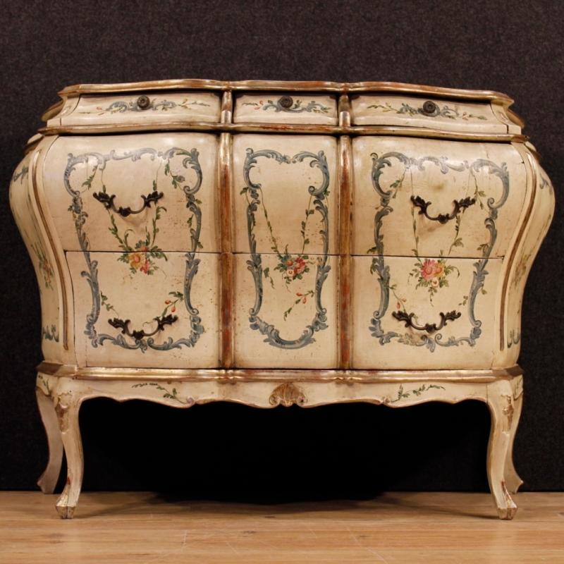 Venetian Dresser In Lacquered, Silvered And Painted Wood With Floral Decorations