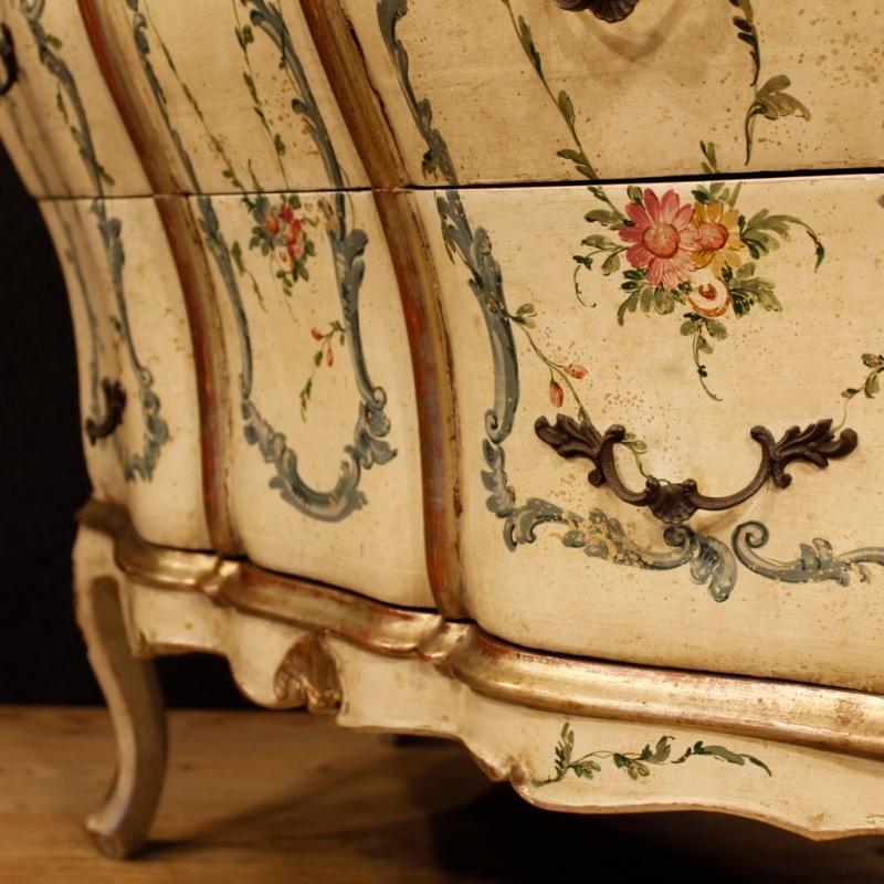 Venetian Dresser In Lacquered, Silvered And Painted Wood With Floral Decorations