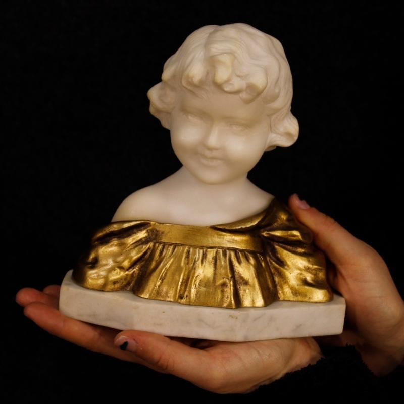 Belgian Child Bust Sculpture In Marble And Gilt Bronze Signed G. Van Vaerenbergh from 20th Century