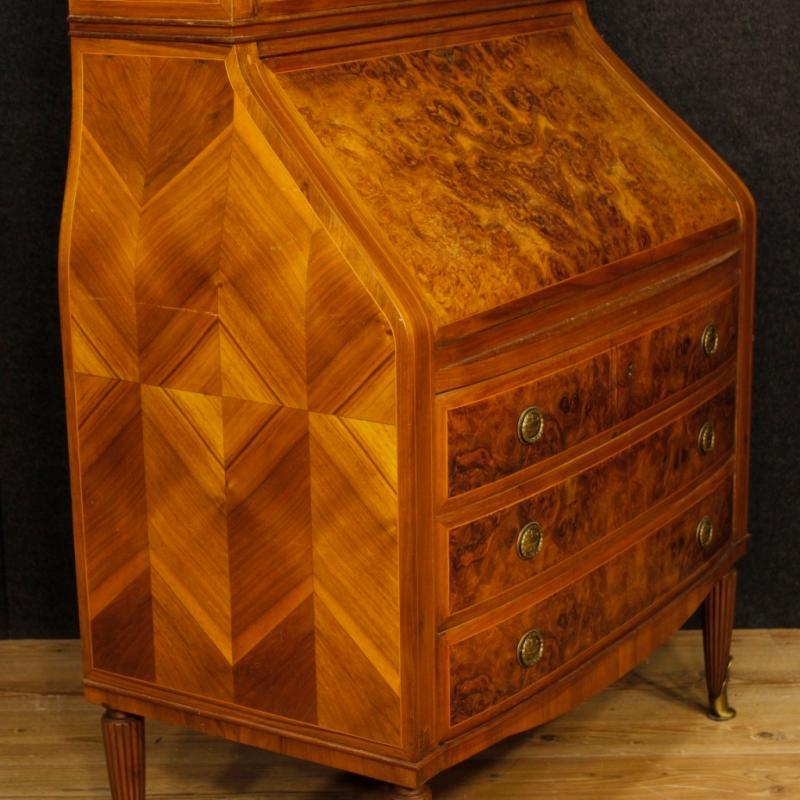 Italian Trumeau In Walnut And Burl Walnut With Mirror From 20th Century