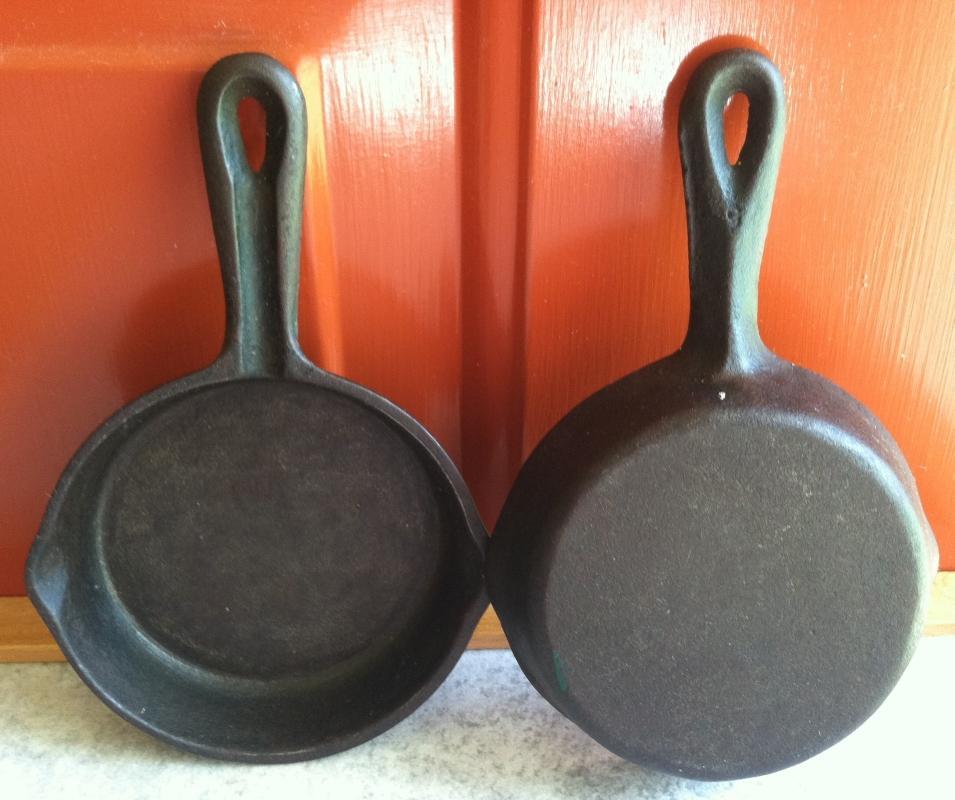 2 Vintage Miniature Cast Iron Fry Pan Ashtrays ~