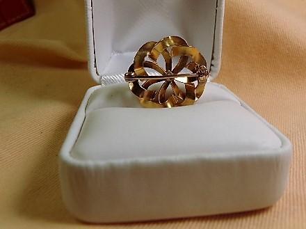Victorian Diamond and Enamel Gold Brooch