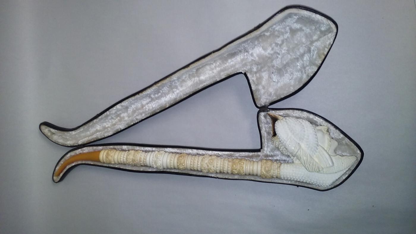 RARE Meerschaum Pipe Hand Carved Beautiful Decorative pipe