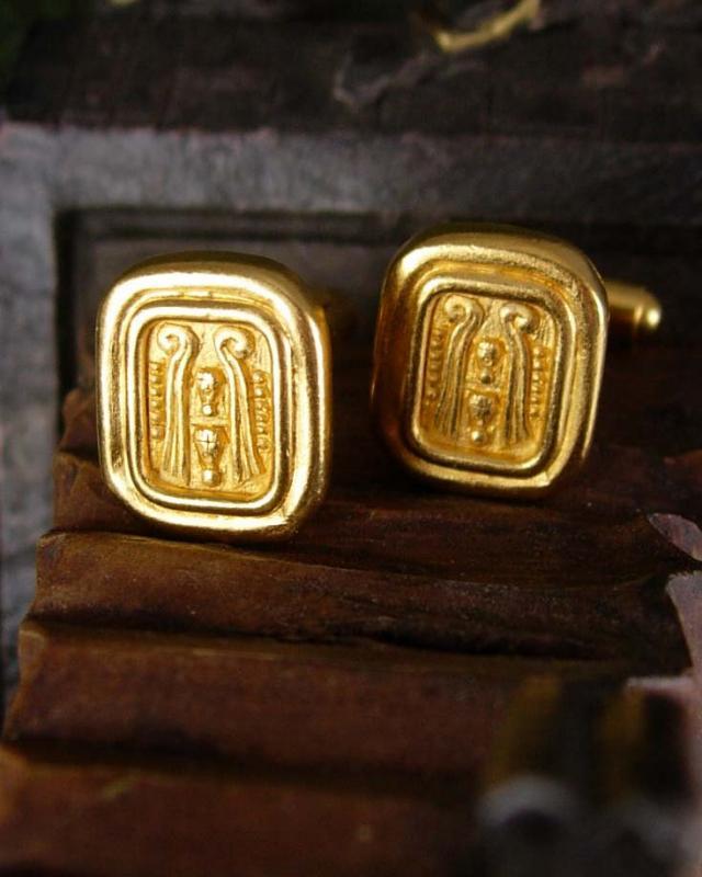Carolee Cartouche Vintage Cufflinks Egyptian Revival Staff Decorative Unisex Cuff Accessory