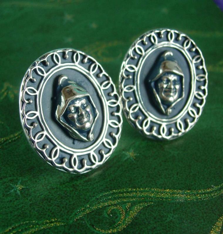 HUGE Medieval Cufflinks Tudor peasant Middle ages King Queen servant cufflinks Swank figural man