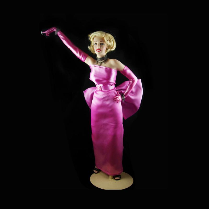 Marilyn Monroe doll pink dress 18