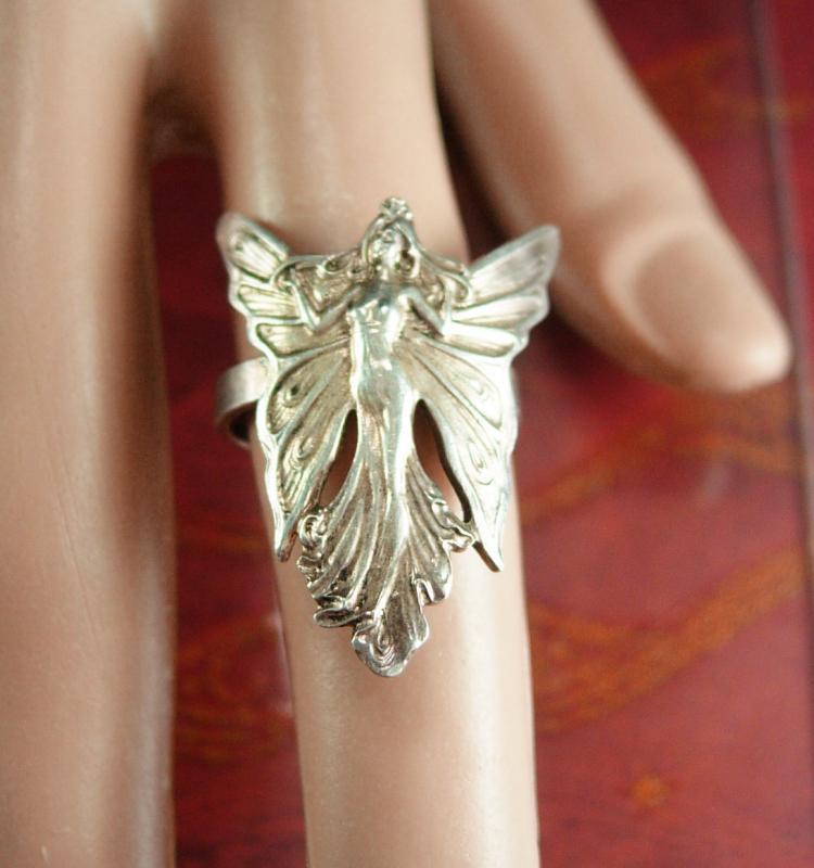 Art Nouveau Fairy Ring sterling Vintage Nymph Goddess mystical winged creature size 6 1/2 to 7 adjustable silver