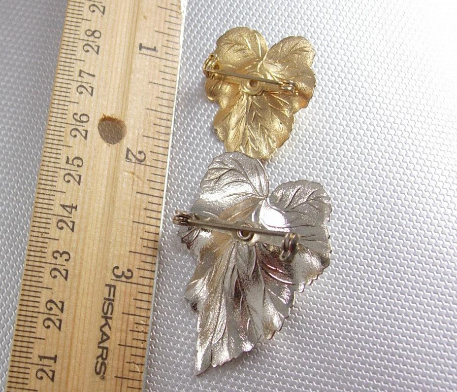 Matching Vintage pearl leaf brooch set bride and mother