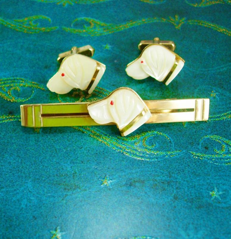 Awesome golden retriever dog cufflinks Vintage Irish setter Anson dog show animal canine figural mans best friend carved mother of pearl mop