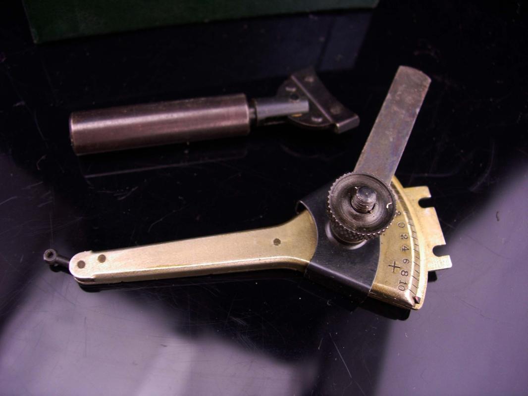 Vintage metal indicator / 1950's GLADWIN INDICATOR / original box & receipt / vintage tool accessory / gift for him / machinist gift