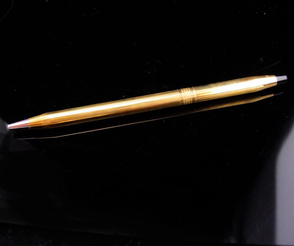 1992 Vintage Cross Pen / 1/20th 10kt Gold filled / Greek key design/ Blue ink / made in usa / engraved MC / letter MC / initial MC