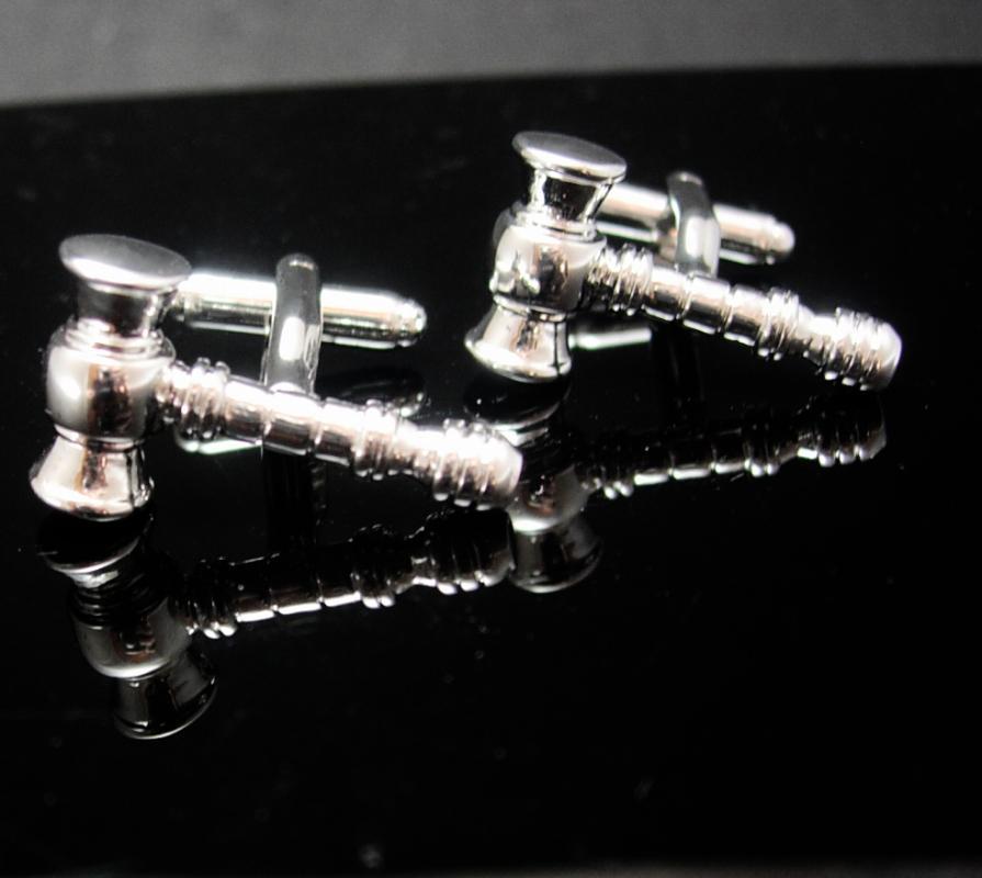Vintage Gavel Cufflinks / Judge gift / Justice Accessory / Silver cuff links / attorney lawyer gift / Auctioneer gavel