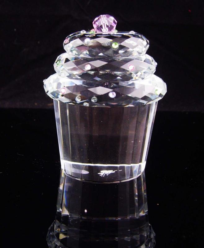 Gorgeous cupcake paperweight / Oleg Casini / birthday gift / Sweetheart gift / anniversary gift / crystal pink topper / thank you gift / signed