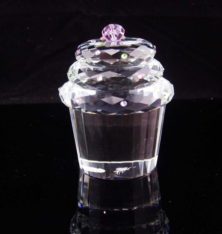 Gorgeous cupcake paperweight / Oleg Casini / birthday gift / Sweetheart gift / anniversary gift / crystal pink topper / thank you gift / signed