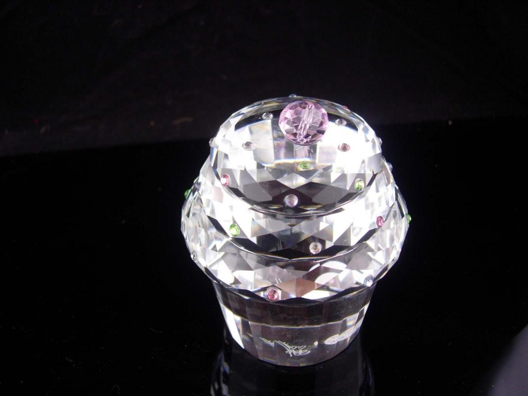 Gorgeous cupcake paperweight / Oleg Casini / birthday gift / Sweetheart gift / anniversary gift / crystal pink topper / thank you gift / signed