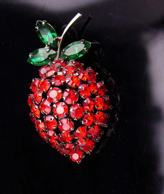 Vintage Strawberry lapel pin / Signed warner brooch / mens lapel pin / rhinestone jewelry / red anniversary gift for her / costume jewelry