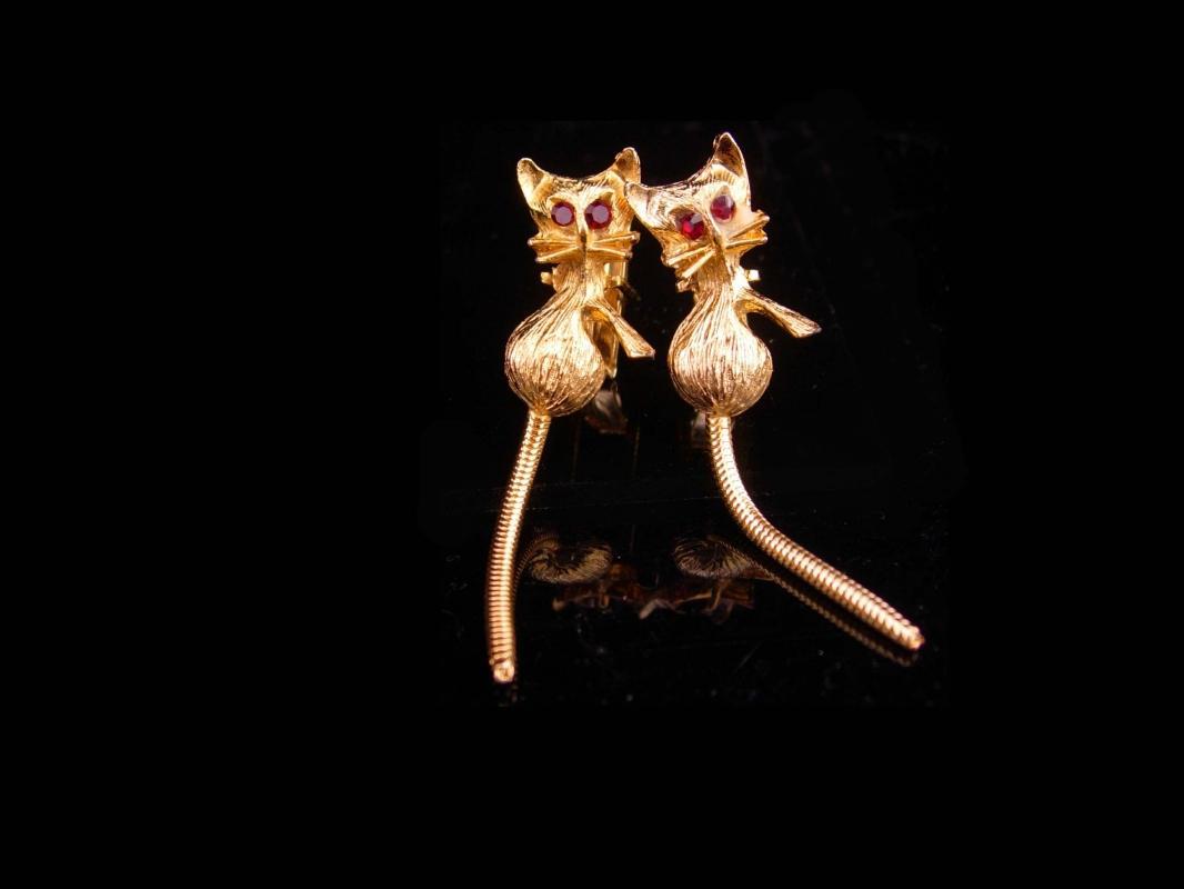 Rhinestone Cat cufflinks / Vintage Kitty set / flexible tail / red eye cat / veterinarian Gift / pet sitter gift / novelty gift / gold set