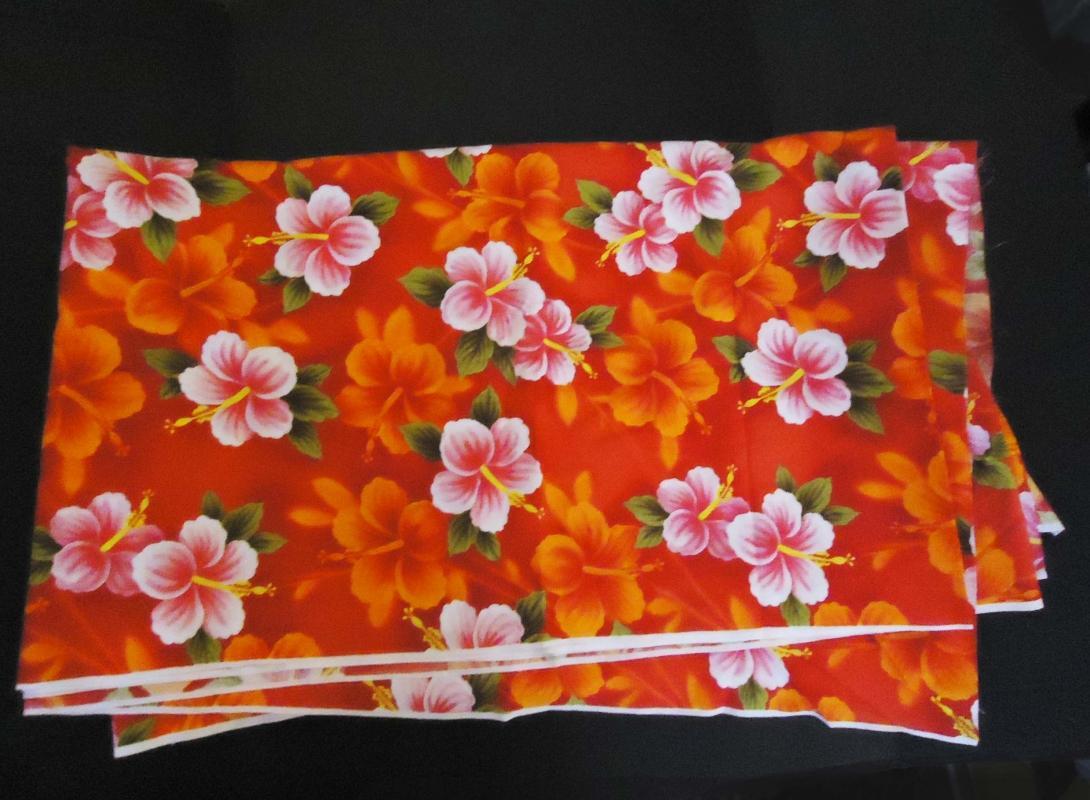 Vintage Fabric / hawaii flowers / polynesian textiles 4998 / Bright red / 8 yards / floral material / Hawaiian wedding