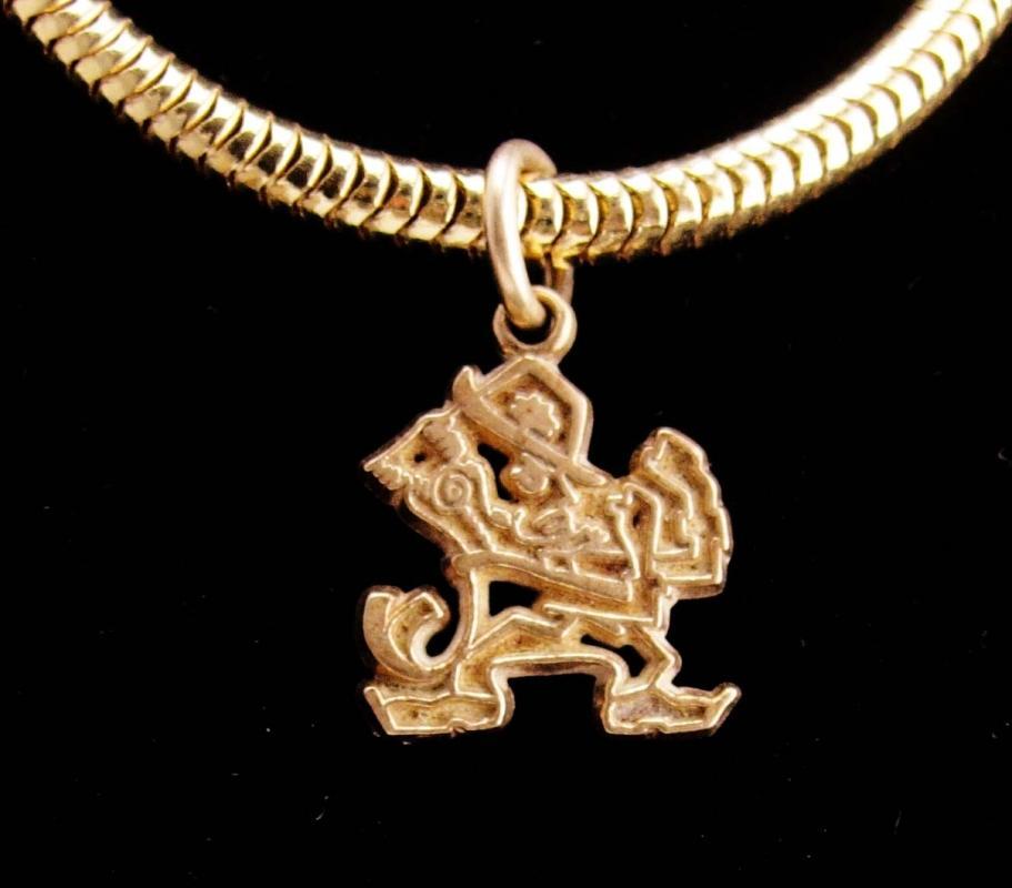 14kt gold Vintage Leprechaun charm / St.Patricks Day / fighting Irish necklace / Notre dame pendant / good luck gift / mens womens necklace