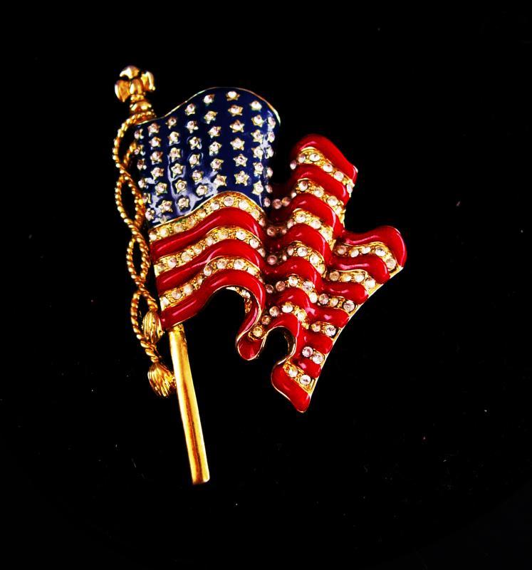 FABULOUS Vintage Flag Brooch / Rhinestone Eagle / Patriotic jewelry / signed pin / Flag lapel pin / red White Blue jewelry political brooch