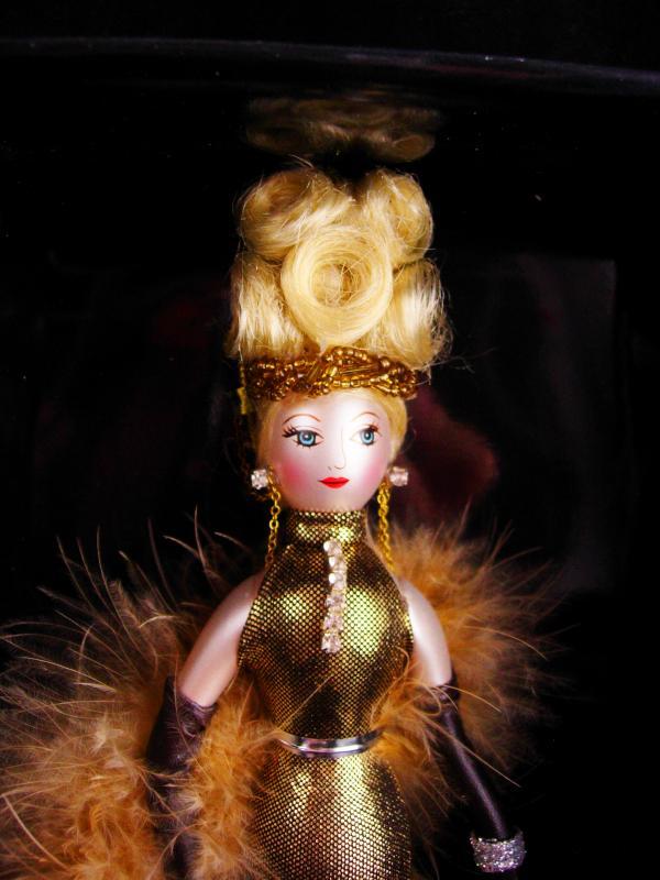 Diva in Gold ornament / Italian Blown Glass / De Carlini / Vintage Christmas tree ornament / original box / hollywood jewelry