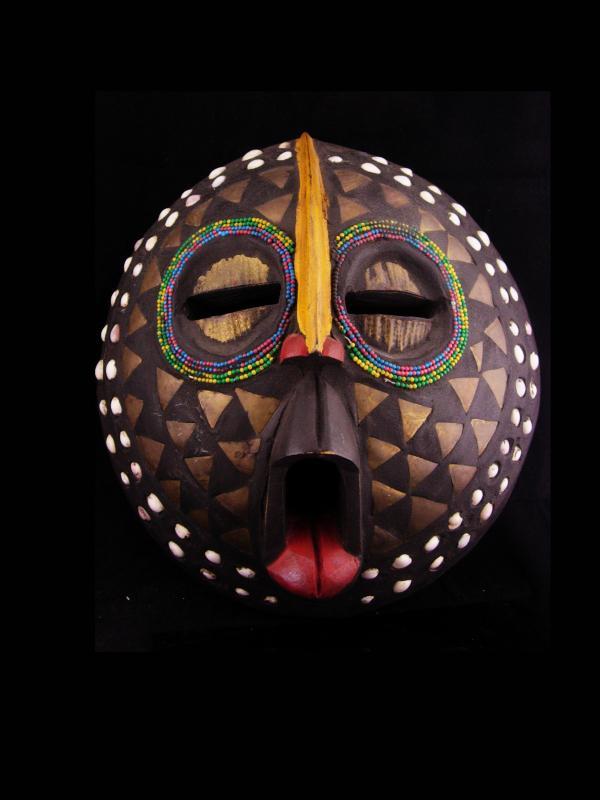 FULL SIZE Bird Mask / vintage wall hanging / creepy hand carved tribal mask / wall hanging / wood bird mask with tongue / african art