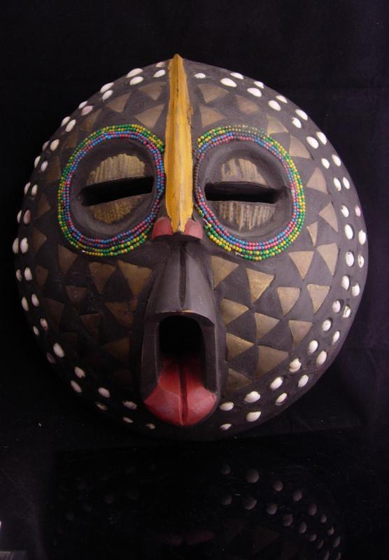 FULL SIZE Bird Mask / vintage wall hanging / creepy hand carved tribal mask / wall hanging / wood bird mask with tongue / african art