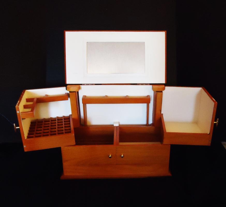 Huge Cosmetic organizer / wood case / Lori Greiner / never used / maple color / vanity accessory / gift for her danish modern design 16x12x8