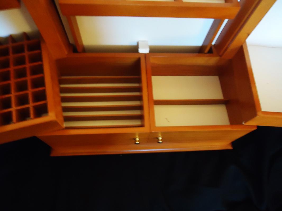Huge Cosmetic organizer / wood case / Lori Greiner / never used / maple color / vanity accessory / gift for her danish modern design 16x12x8