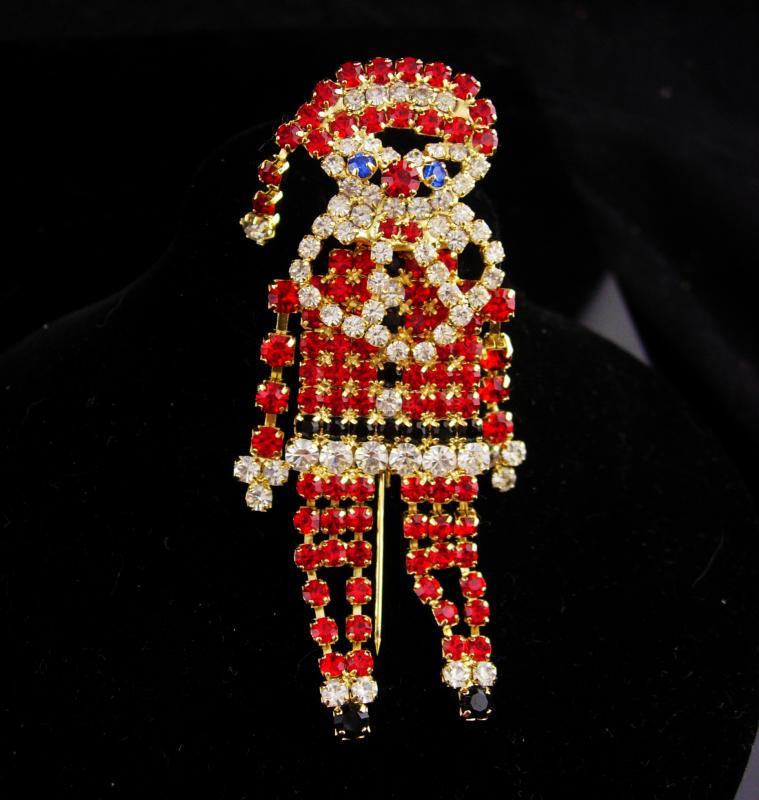 Large jointed santa brooch / Vintage Santa pin / rhinestone Christmas pin /like a trembler / gift for her / december birthday