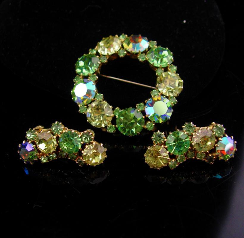 Karu Rhinestone set / green peridot aurora borealis Brooch / vintage clip on earrings / wedding jewelry / mother of bride gift / irish gift